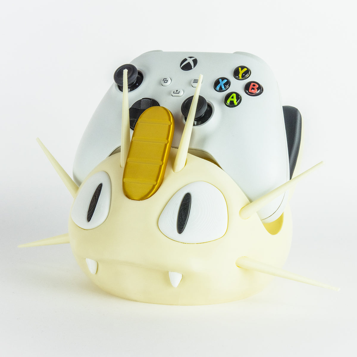 #052 Soporte para mando de Meowth - Universal PS/Xbox/Switch
