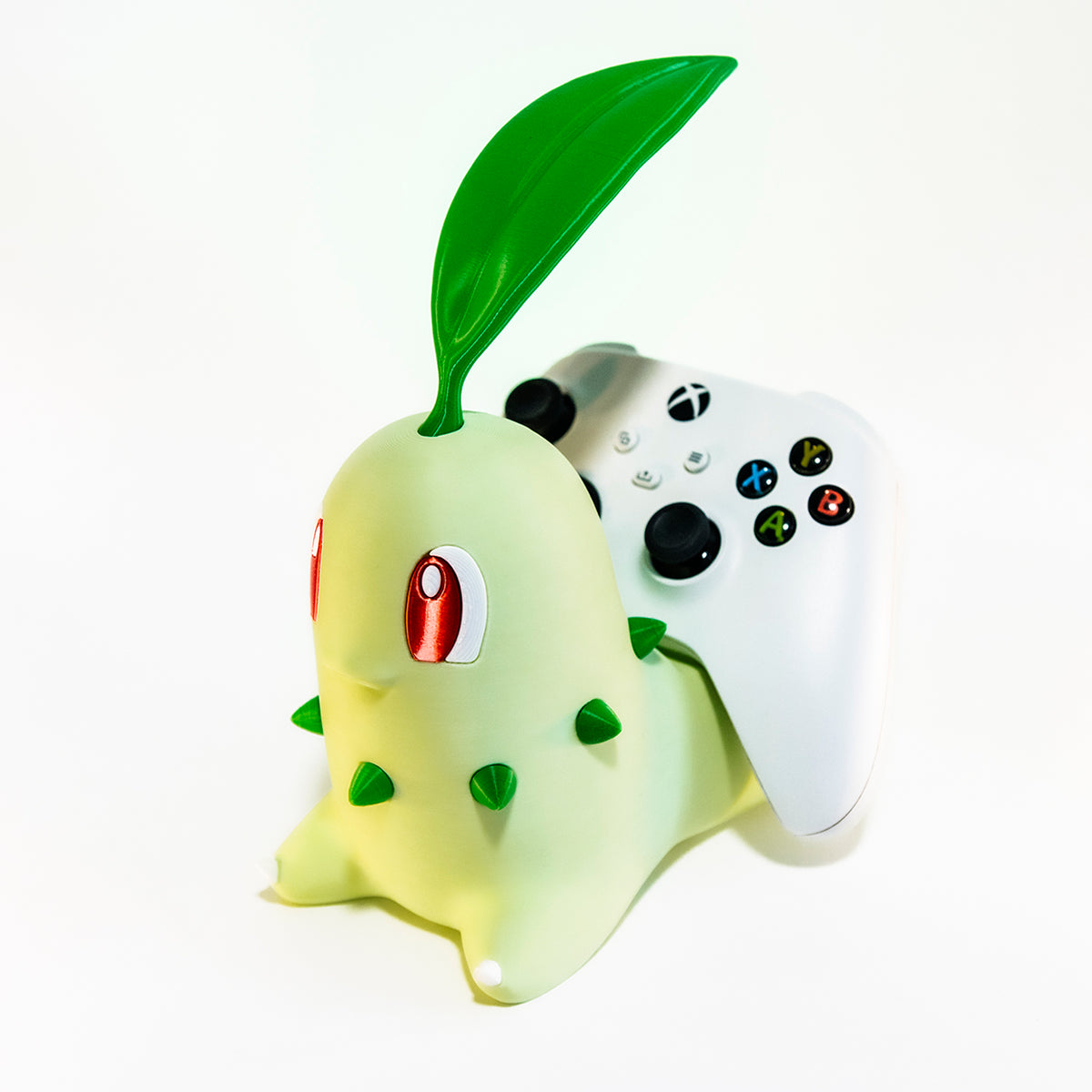 #152 Soporte para mando de Chikorita - Universal PS/Xbox/Switch
